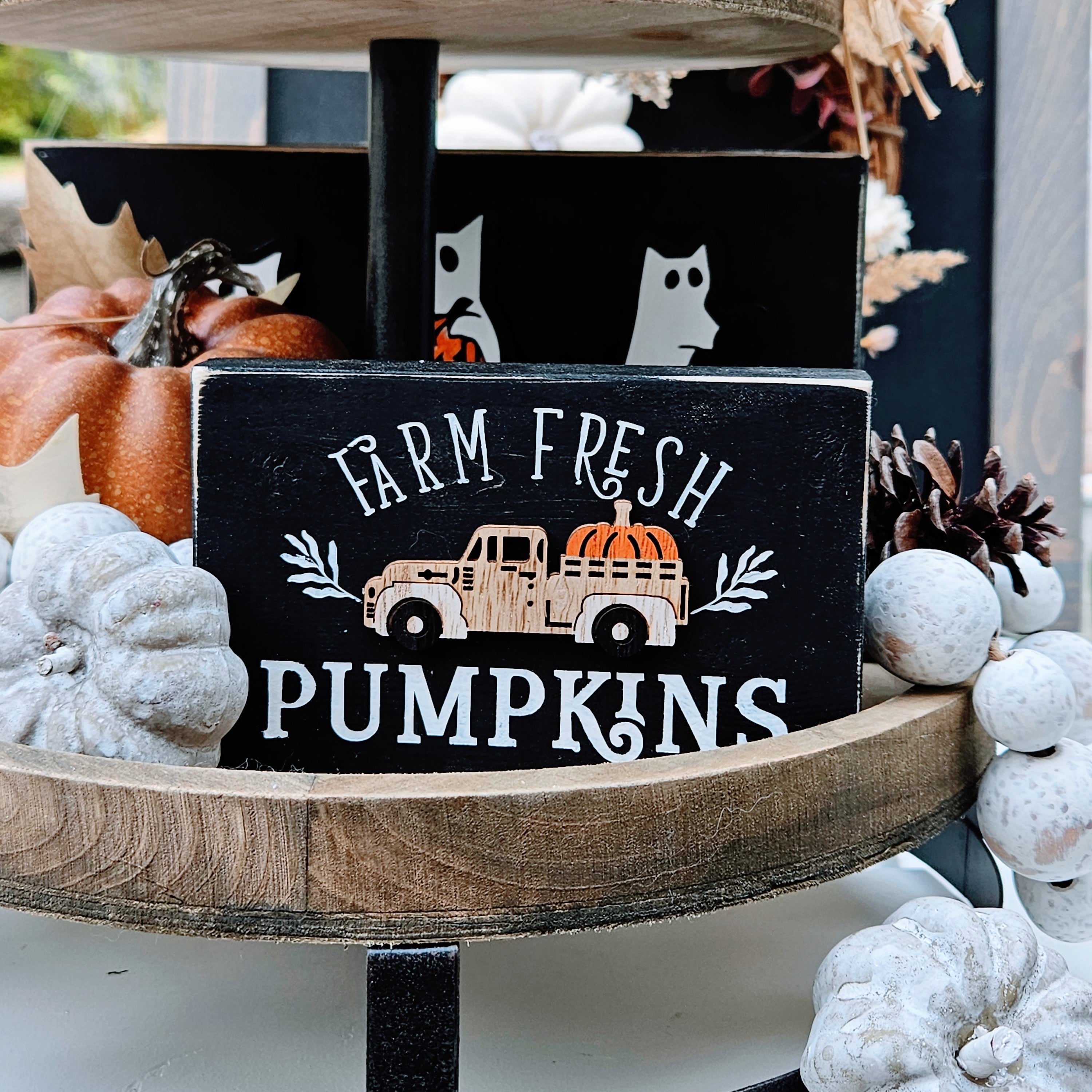 Farm Fresh Shelf Sitter