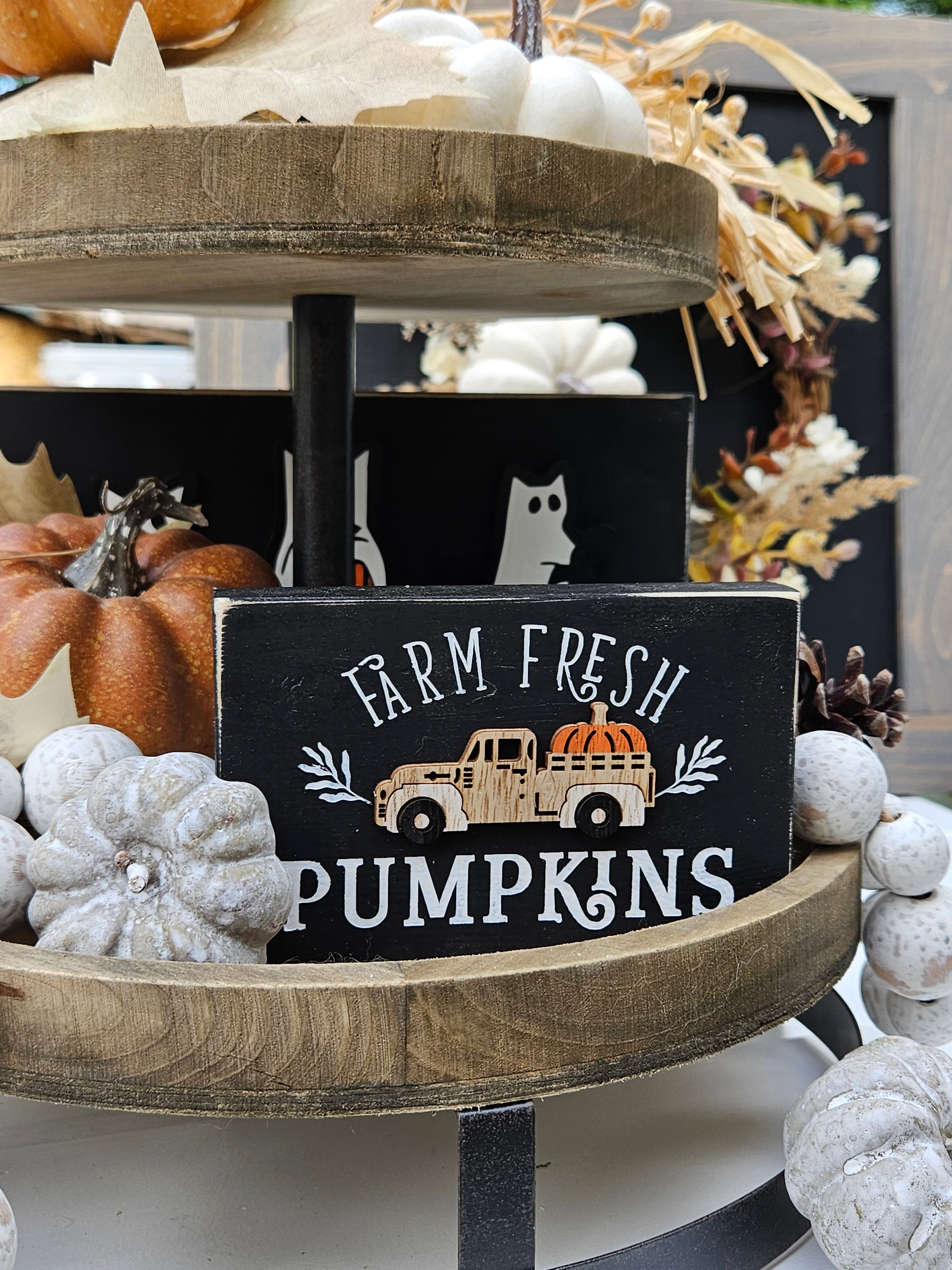 Farm Fresh Shelf Sitter